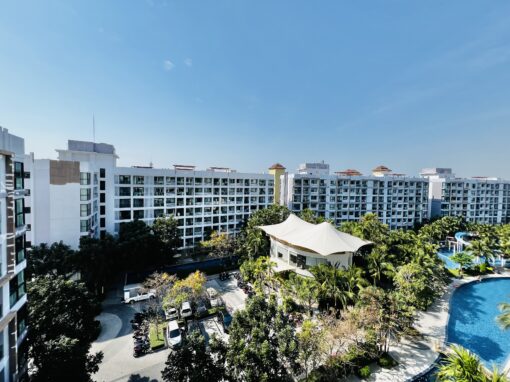 1 Bedroom Swimming Pool View. Dusit Grand Park 1 photo 3