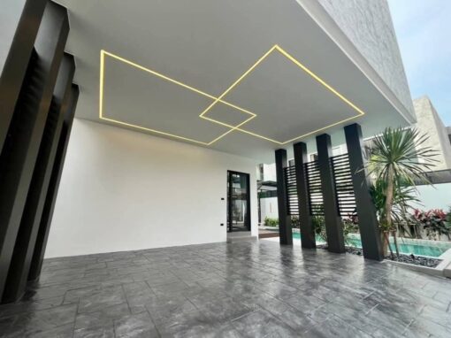 Luxury modern Style Pool villa for sale near Jomtien Beach photo 8