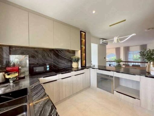 Pattaya Beach House photo 14