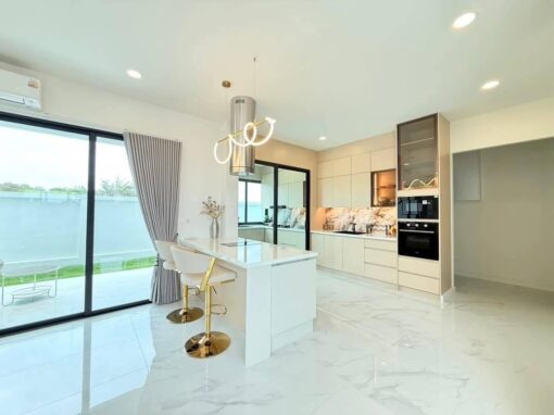 5 Bedroom Luxurious Pool Villa For Sale photo 9