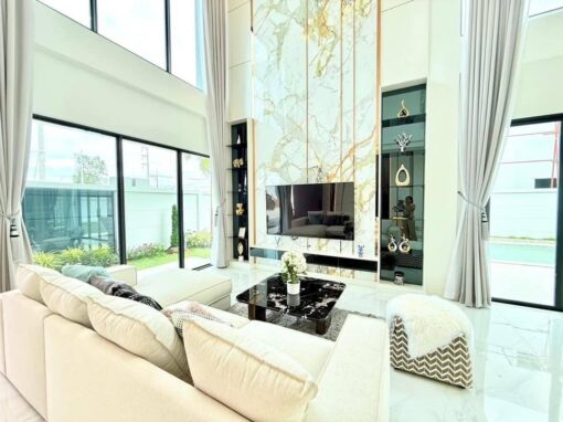 5 Bedroom Luxurious Pool Villa For Sale photo 11